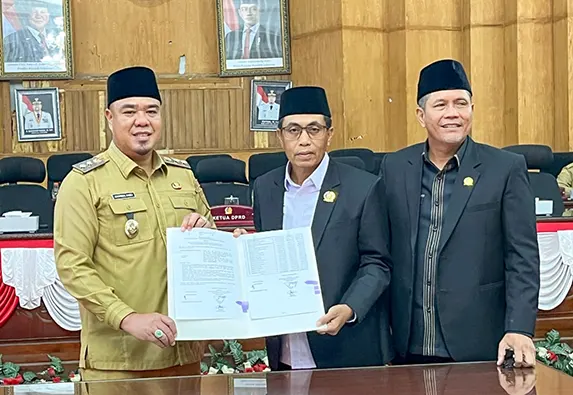 DPRD Batu Bara Setujui Ranperda Perubahan APBD Tahun Anggaran 2025