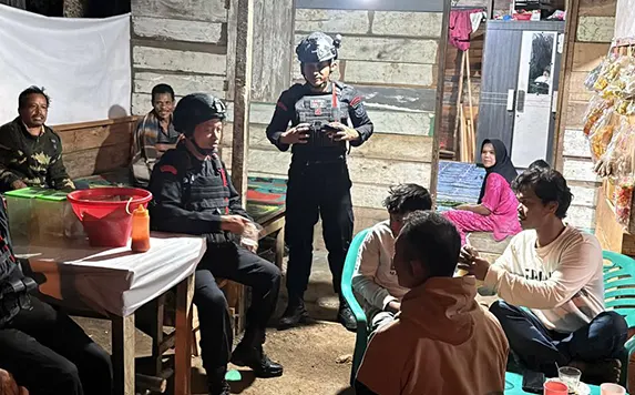 Patroli Dialogis Brimob, Sentuhan Humanis Demi Kamtibmas Kondusif di Tapsel