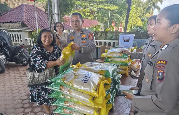 Polda Sumut Gelar Gerakan Pangan Murah di Gereja GBKP Bangun Mulia