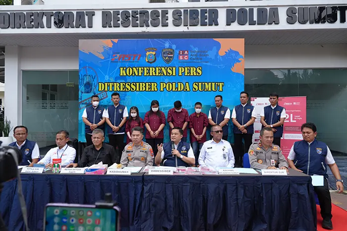 Polda Sumut dan OJK Berhasil Bongkar Sindikat Penipuan Online Ratusan Juta