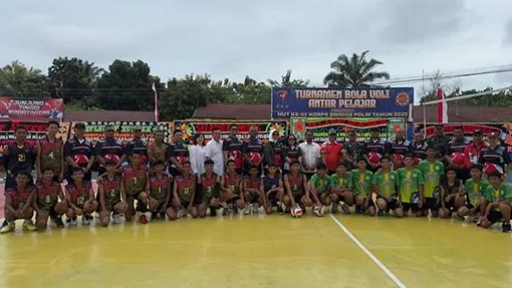 Semarak HUT Ke-80 Korps Brimob Polri, 24 Tim Pelajar se-Pematangsiantar dan Simalungun Adu Taktik di Turnamen Voli