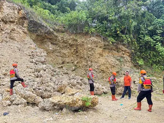 Siaga di Tengah Cuaca Ekstrem, Brimob Polda Sumut Laksanakan Patroli SAR