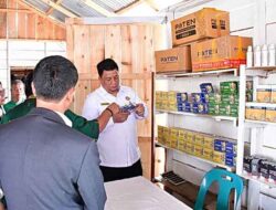 Bupati Samosir Resmikan Gudang Bolon Pendistribusian Pupuk Kompos Paten