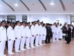 Bupati Karo Lantik 42 Pejabat Administrator dan Pengawas