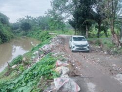 Jalan Bandrek Ujung Hancur Lebur, Masyarakat Minta PUPR Deli Serdang Harus Perbaiki Jalan Tersebut