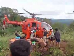 Plt Kadis Kesehatan Tapteng: 5 Warga Dirujuk ke RSUD Pandan Gunakan Helikopter BNPB dan Basarnas