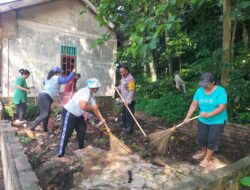 Polsek Mardingding dan Pemdes Rambah Tampu Bersatu dalam Aksi Gotong Royong