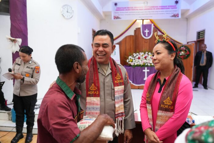 Perayaan Natal, Polda Sumut-Bhayangkari Salurkan Bingkisan dan Trauma Healing bagi Anak