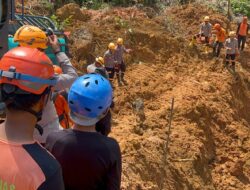 Polsatwa K-9 Ditsamapta Polda Sumut Terus Berupaya Maksimalkan Pencarian Korban Longsor di Tapsel