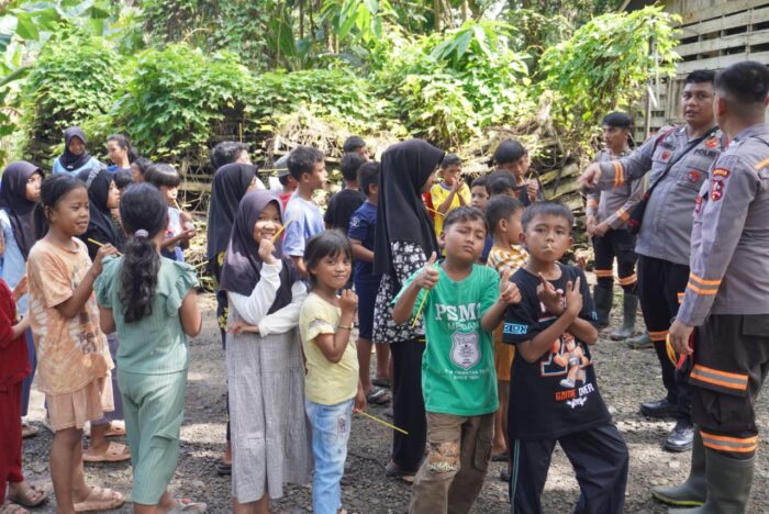 Polsatwa K-9 Polda Sumut Hadirkan Trauma Healing untuk Anak Korban Banjir di Batang Toru