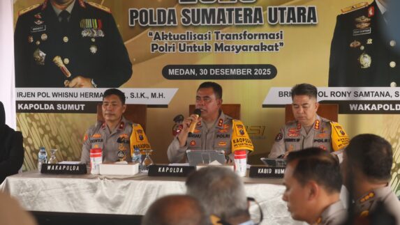 Empati di Tengah Bencana, Polda Sumut Gelar Rilis Akhir Tahun 2025 Secara Sederhana