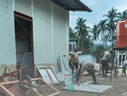 Brimob Hadirkan Sanitasi Layak bagi Korban Banjir di Desa Tolang Julu