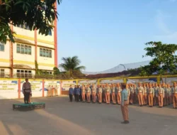Brimob Polda Sumut Hadir di SMA Plus Taruna Akterlis Medan