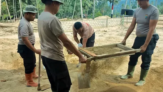 Brimob Sumut dan Warga Bersatu Bangun Harapan, Rumah Swadaya ke-11 Rampung di Tolang Julu