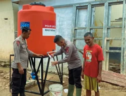 Jawab Krisis Air Pascabencana, Brimob Bangun Sumur Bor dan Salurkan Air Bersih di Tapteng