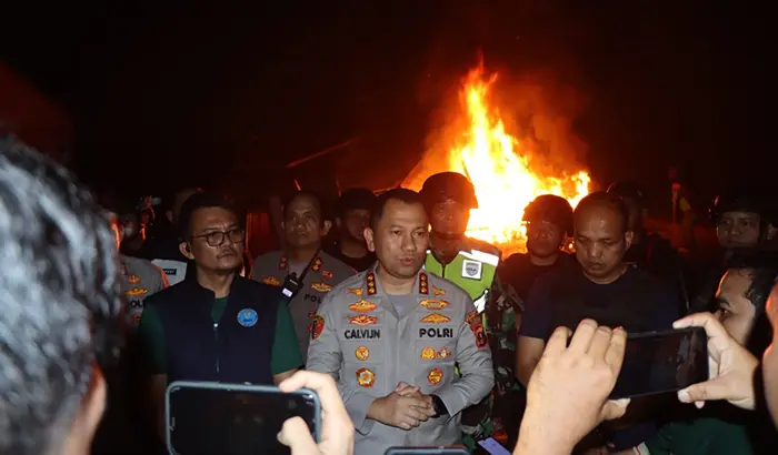 Jermal XV Digempur Aparat Gabungan, Kapolrestabes Medan Pimpin Langsung Operasi