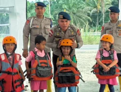 Melalui Trauma Healing, Brimob Sumut Kembalikan Keceriaan Anak-anak Pascabanjir