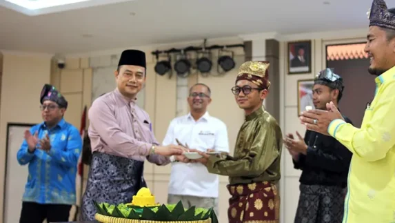 Pemkab Batu Bara Dukung Kiprah Mahasiswa Lewat Pelantikan IKAMBARA-YK di Yogyakarta