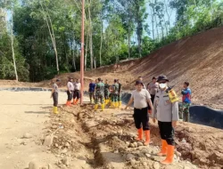 Polda Sumut Gerak Cepat Pulihkan Batang Toru Pascabanjir dan Longsor