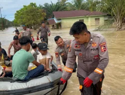 Polsatwa K-9 Alihkan Prioritas untuk Bantu Warga Terdampak Banjir di Tapsel