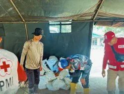 Sinergi Kemanusiaan Brimob dan PMI, Dapur Lapangan Beroperasi dan Masjid Diperbaiki di Aek Ngadol