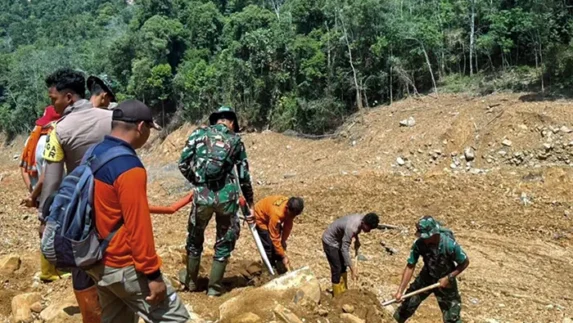 Sinergi SAR untuk Kemanusiaan, Tim Gabungan Cari Korban Bencana di Tapteng