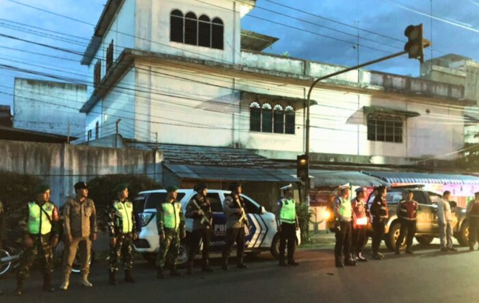 Patroli Subuh Ramadan, Brimob dan TNI-Polri Jaga Ketertiban Kota Tebbingtinggi