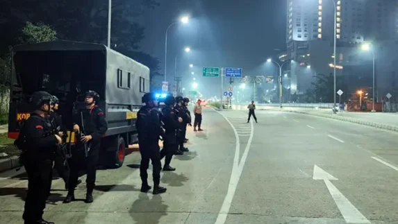 Hingga Dini Hari, Brimob Polda Sumut Intensifkan Patroli KRYD Cegah Kejahatan Jalanan