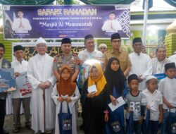 Safari Ramadan Perdana, Rico Waas Tegaskan Pembangunan Dimulai dari Dalam Diri Bukan untuk Perkaya Diri