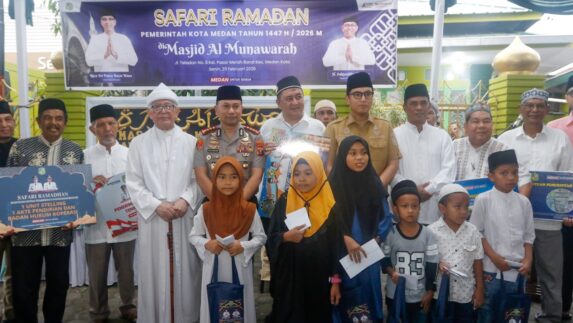 Safari Ramadan Perdana, Rico Waas Tegaskan Pembangunan Dimulai dari Dalam Diri Bukan untuk Perkaya Diri