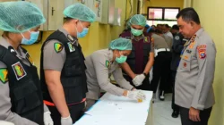 Kapolda Sumut Lakukan Tes Urine Serentak Tindaklanjuti Instruksi Kapolri dalam Rapim 2026