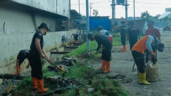 Lingkungan Bersih, Pasar Nyaman