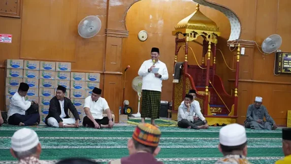 Pererat Tali Silaturahmi, Bupati Baharuddin Safari Ramadan ke Tanjung Tiram