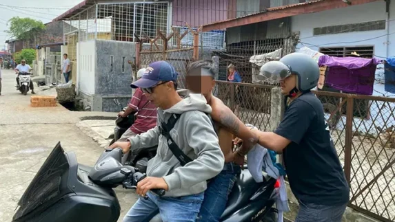 Sat Reskrim Polres Pelabuhan Belawan Tangkap Pelaku Perusa Kaca Bus di Depan Dermaga Bandar Deli