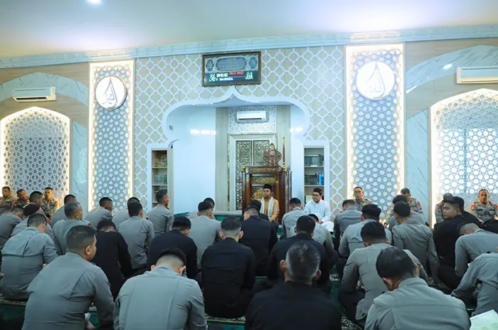 Satuan Brimob Polda Sumut Mantapkan Mental dan Iman Personel Lewat Binrohtal