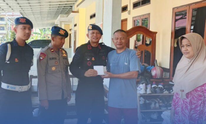 Solidaritas Brimob Polda Sumut: Kunjungan dan Bantuan untuk Rekan yang Sakit Menahun