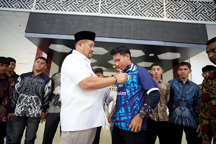 Bupati Baharuddin Lepas Batu Bara United ke Liga IV Piala Gubernur Sumatera Utara