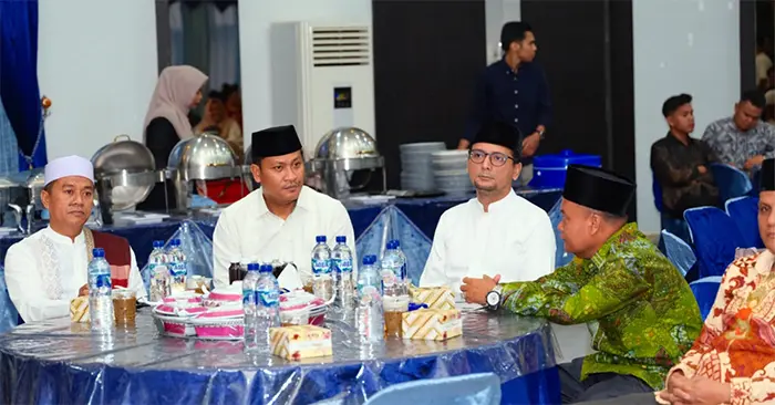 Bupati Labusel Fery Sahputra Buka Puasa Bersama Tokoh Masyarakat, Ormas, LSM dan OKP