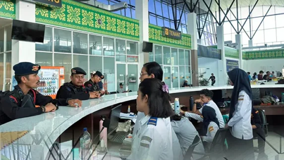 Gegana Brimob Sumut Amankan Arus Balik di Terminal Amplas