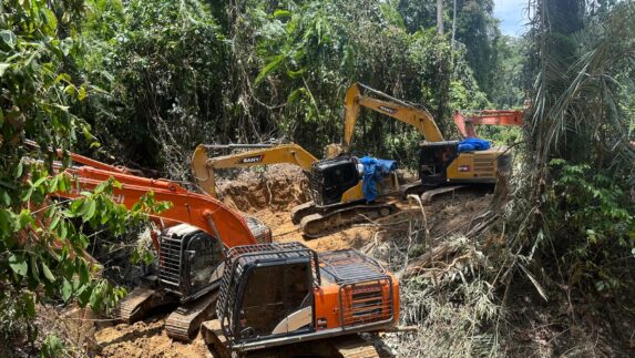 Polda Sumut Sita 14 Eskavator di Tambang Emas Ilegal Madina, 7 Orang Ditangkap