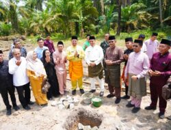 Bupati Batu Bara Letakkan Batu Pertama Pembangunan Rumah Tahfiz di Desa Pulau Sejuk