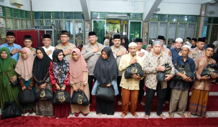 Polda Sumut dan Polres Pelabuhan Belawan Gelar Safari Ramadan di Masjid Al-Muttaqin