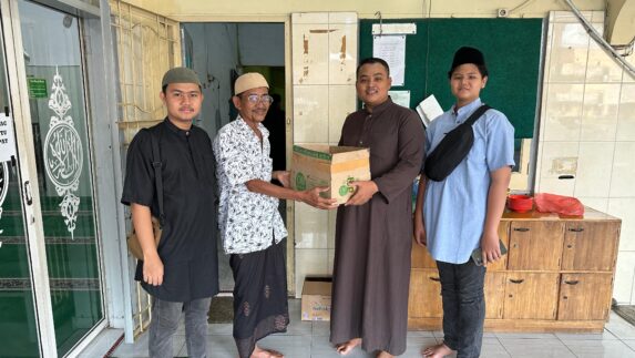 Bangun Ladang Amal, Funcamp Salurkan Ratusan Takjil ke Beberapa Masjid di Kota Medan