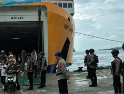 Jaga Gerbang Laut Nias, Brimob Sumut Intensifkan Patroli Arus Mudik di Pelabuhan Gunungsitoli