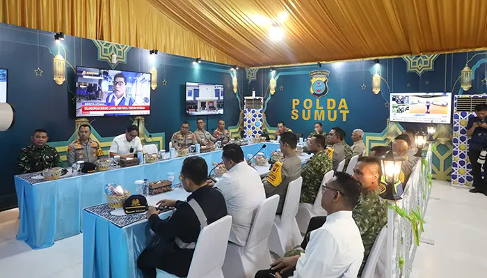Kapolda Sumut Dampingi Kapolri Pimpin Pemantauan Nasional Malam Takbiran dari Medan