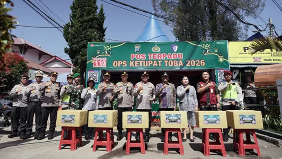 Kapolda Sumut Tinjau Langsung Operasi Ketupat Toba 2026 di Berastagi