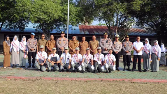 Kapolres Langkat Pimpin Upacara di SMAN 1 Stabat