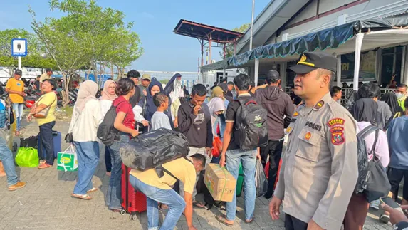 Polres Pelabuhan Belawan Amankan Kedatangan Kapal Kelud
