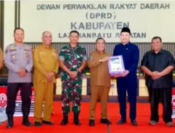 Wakil Bupati Labusel Sampaikan Nota Pengantar LKPJ 2025 Pada Rapat Paripurna DPRD