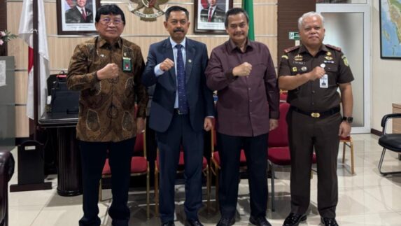 Plt Wakil Jaksa Agung Bersama Wakil Ketua Mahkamah Agung RI Dorong Sinergi dan Kolaborasi Penegakan Hukum